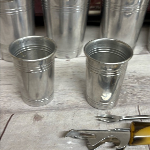 The Portable Pub, Londonaire Limited Black Hard Travel Case 10 Piece No Key - Picture 7 of 16